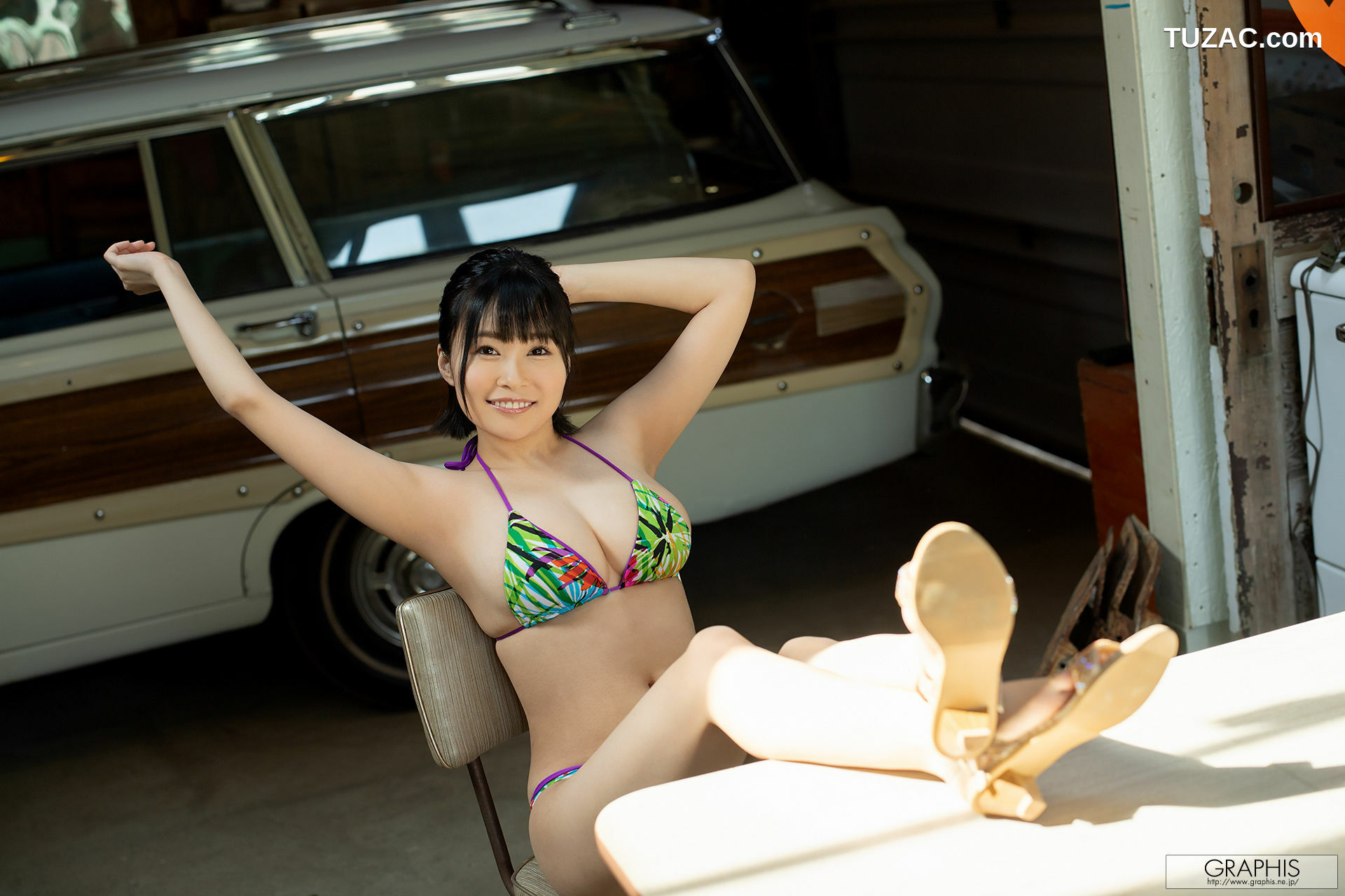 Graphis_河合あすな《Natural beauty melons!》 Gals 写真集[60P]