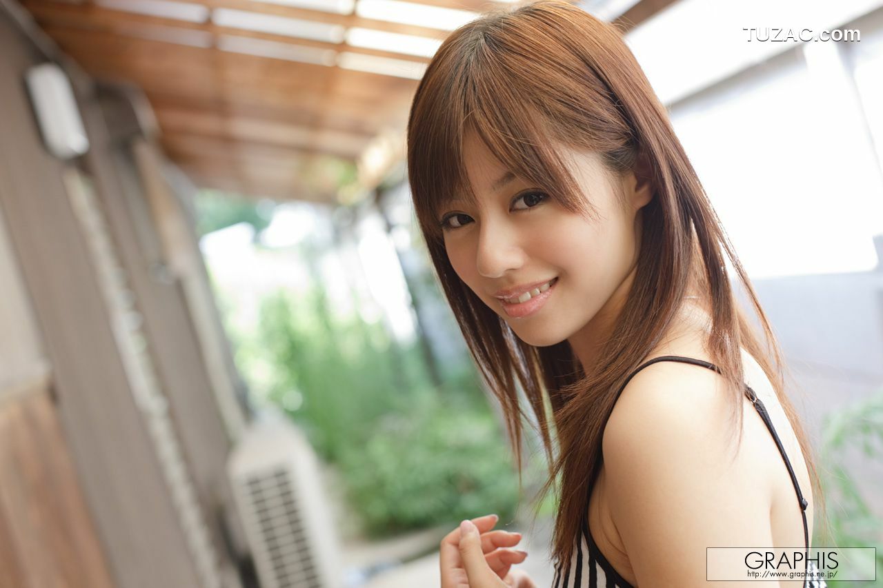 Graphis_瑠川リナ/琉川里菜《Pure and Cute》 Gals 写真集[33P]