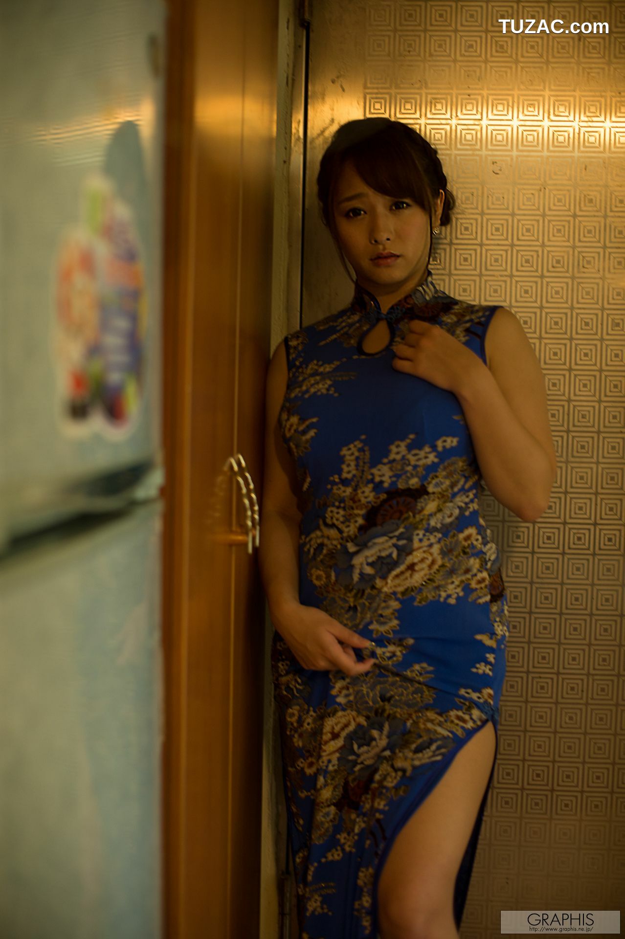 Graphis_白石茉莉奈《Primary Colors》 Gals 写真集[60P]