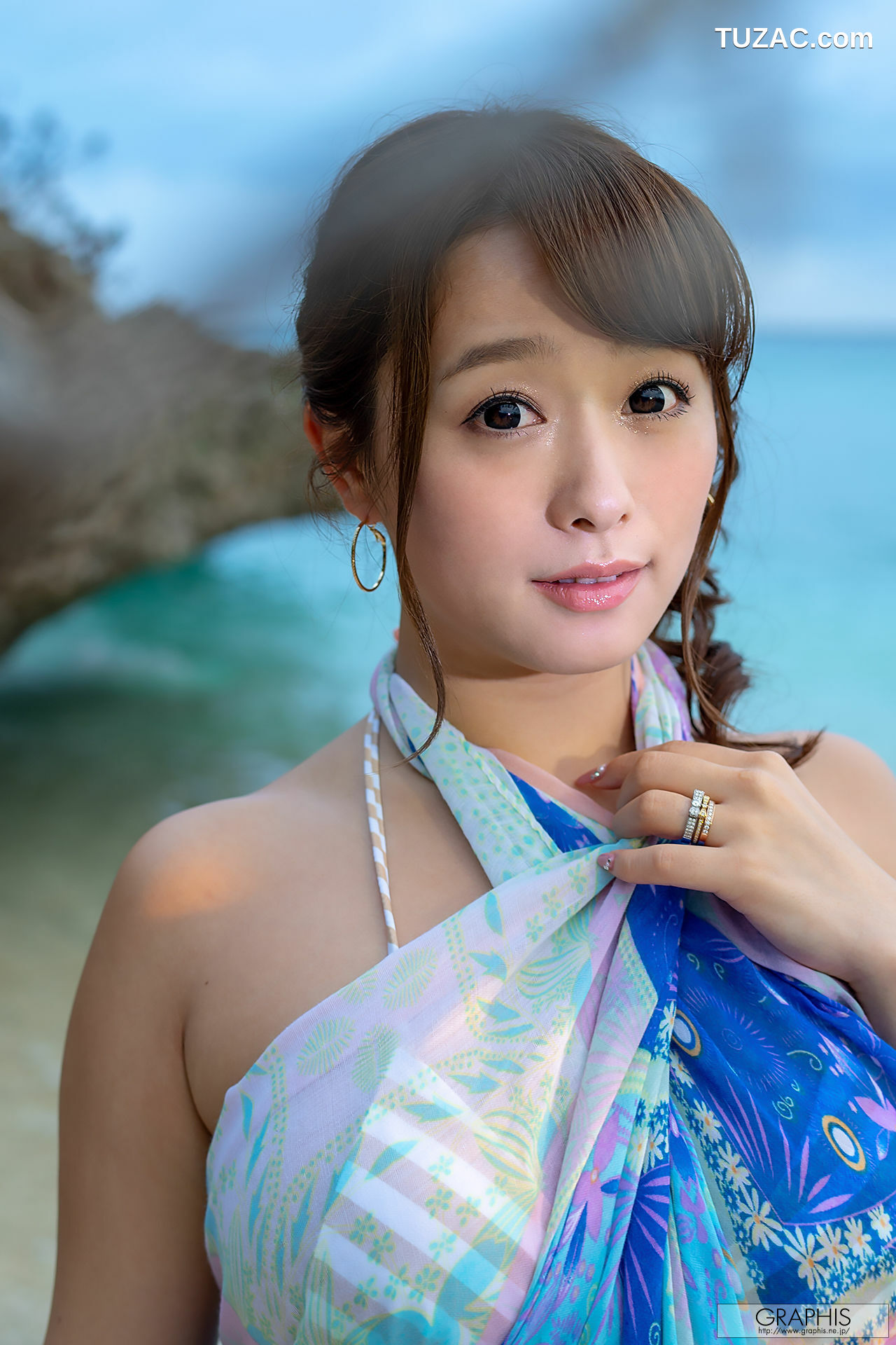 Graphis_白石茉莉奈『Oh Boy!』 EARLY SUMMER SPECIAL 2018 写真集[50P]