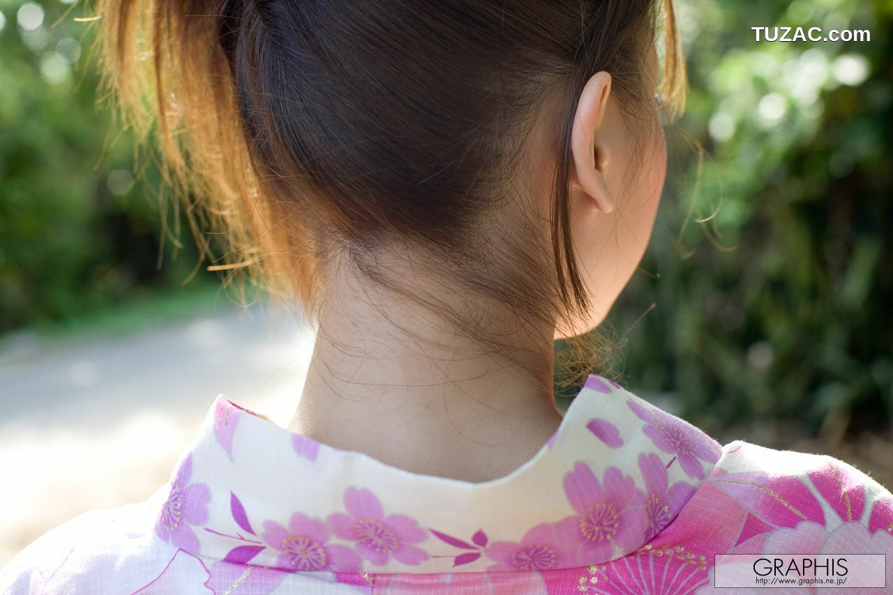 Graphis_秋山祥子《Lucky》 Gals 写真集[31P]