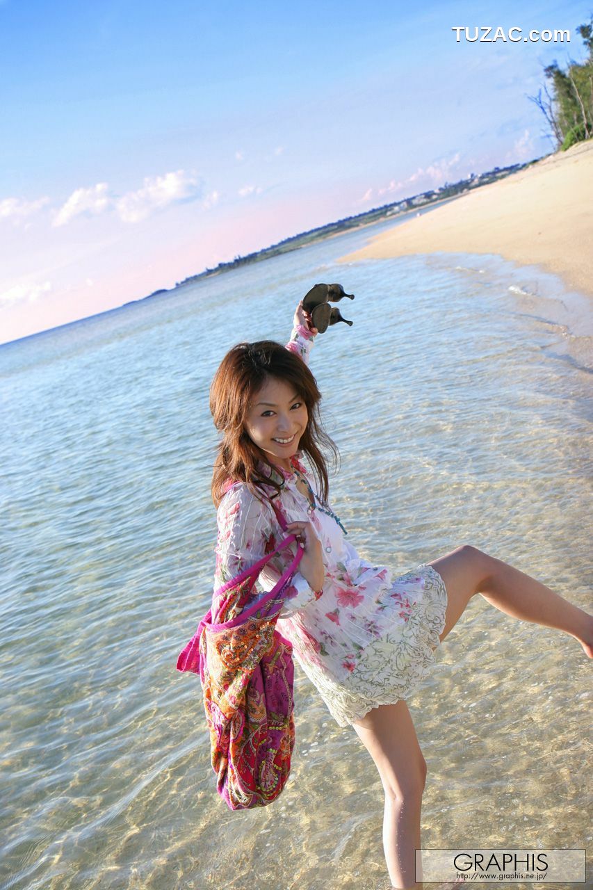Graphis_穂花《Whispers》 Gals 写真集[22P]