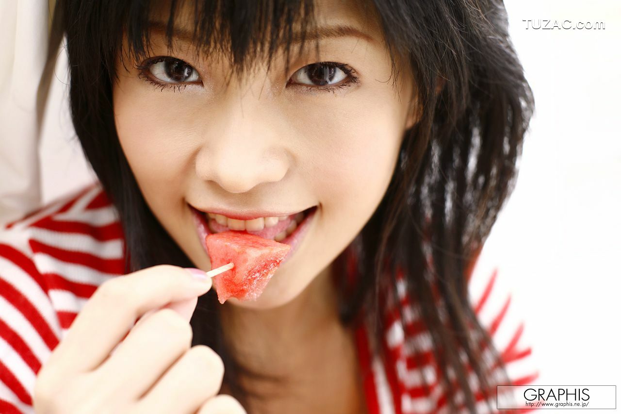 Graphis_範田紗々《Natural Distance》 Gals 写真集[32P]