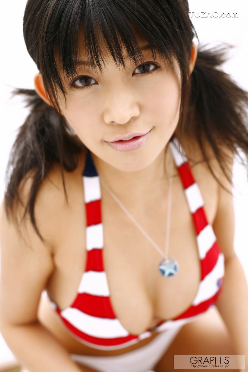 Graphis_範田紗々《Natural Distance》 Gals 写真集[32P]
