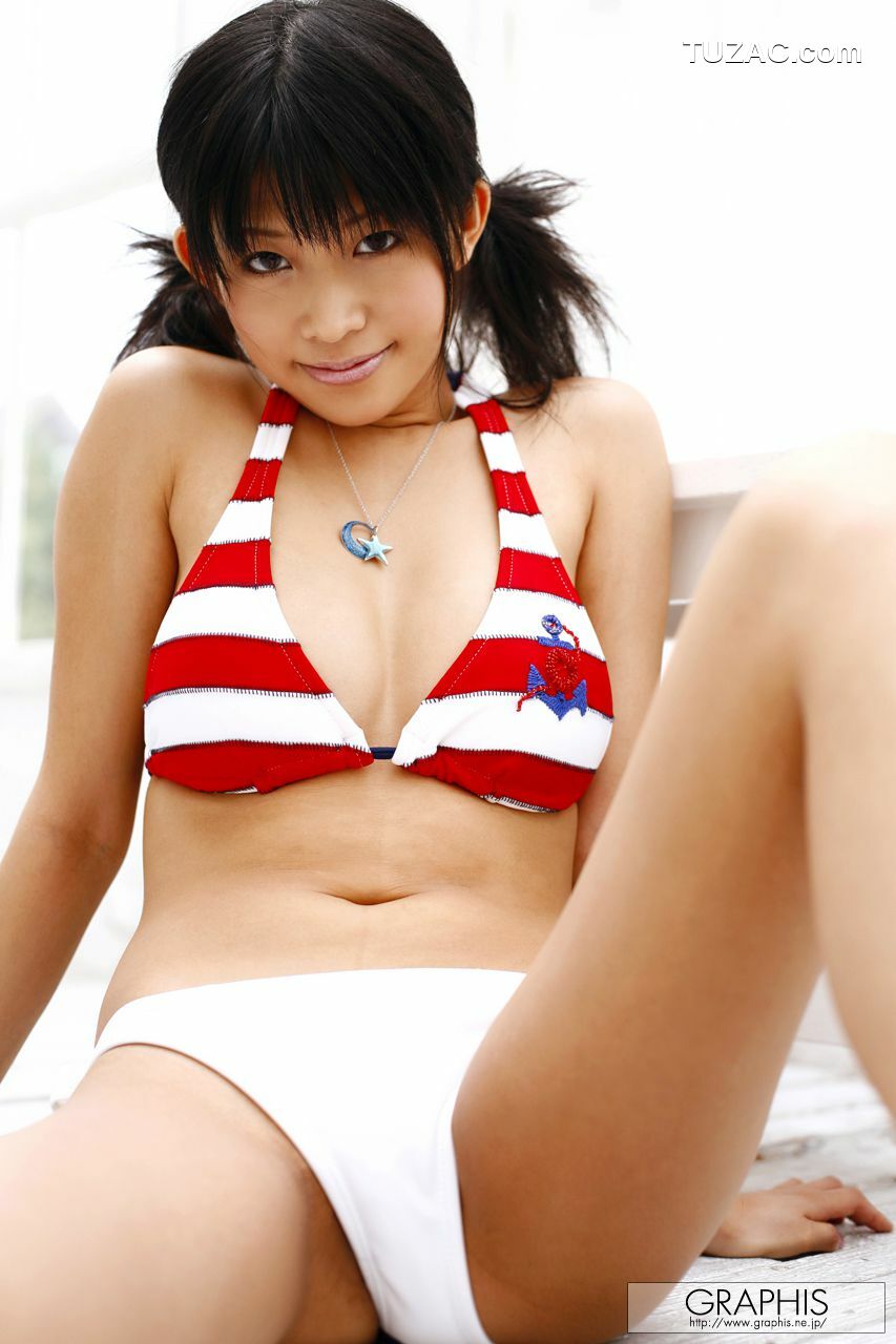 Graphis_範田紗々《Natural Distance》 Gals 写真集[32P]