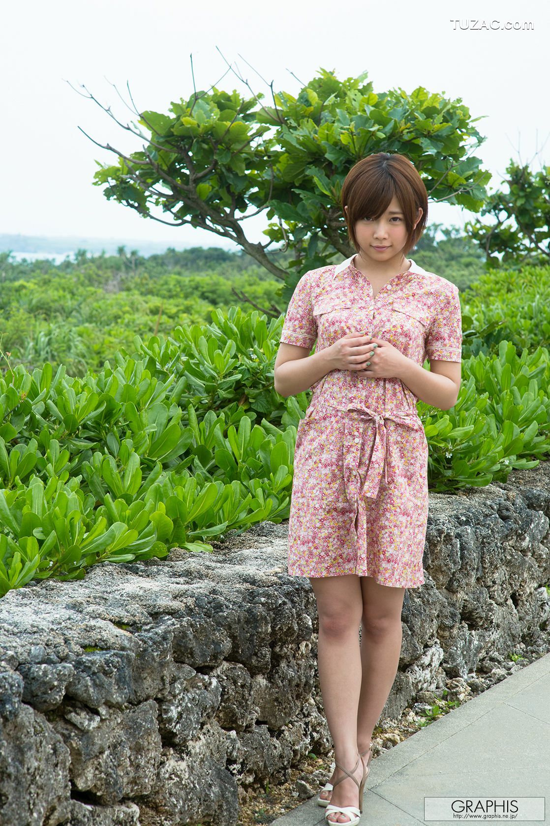 Graphis_紗倉まな《Kisses From You》 Special Contents 写真集[43P]