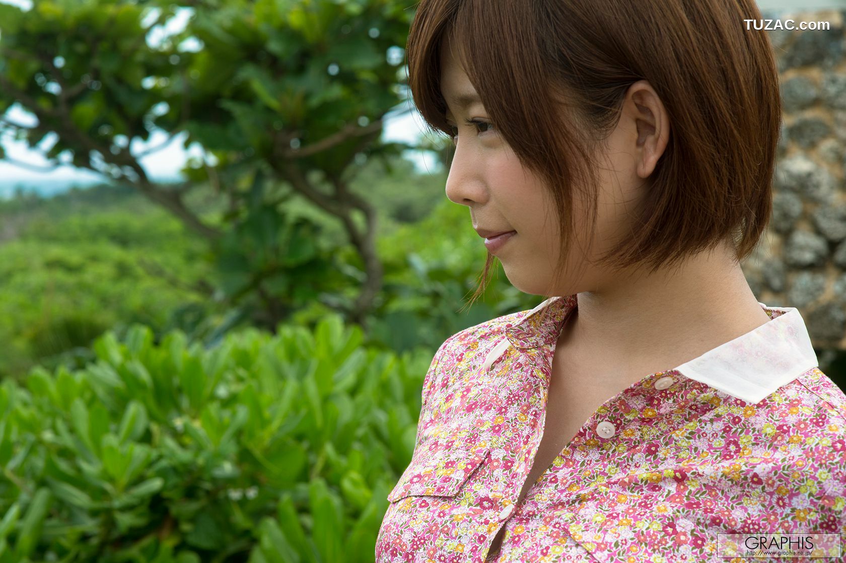 Graphis_紗倉まな《Kisses From You》 Special Contents 写真集[43P]