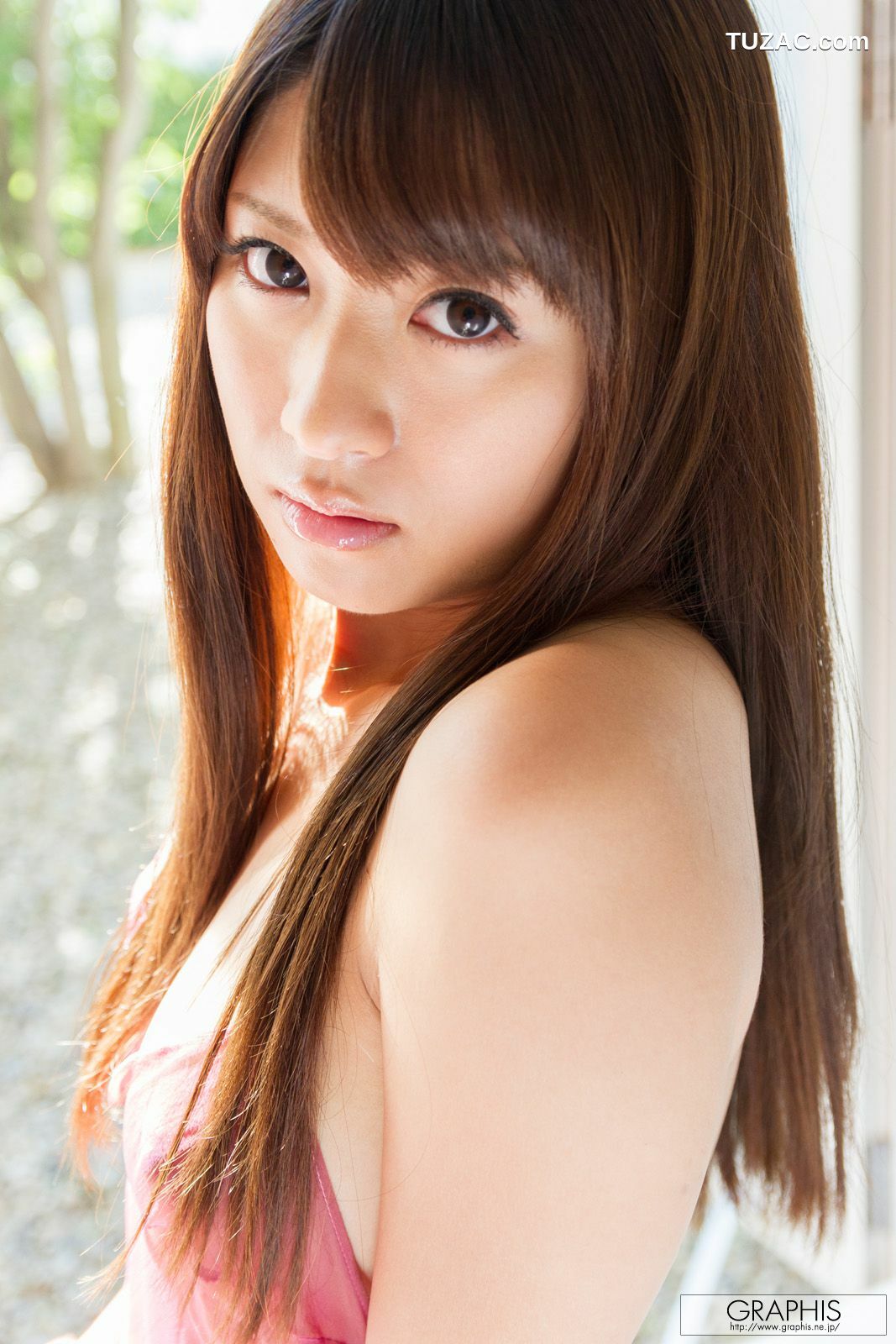 Graphis_绪川里绪《Awesome》 Gals 写真集[42P]