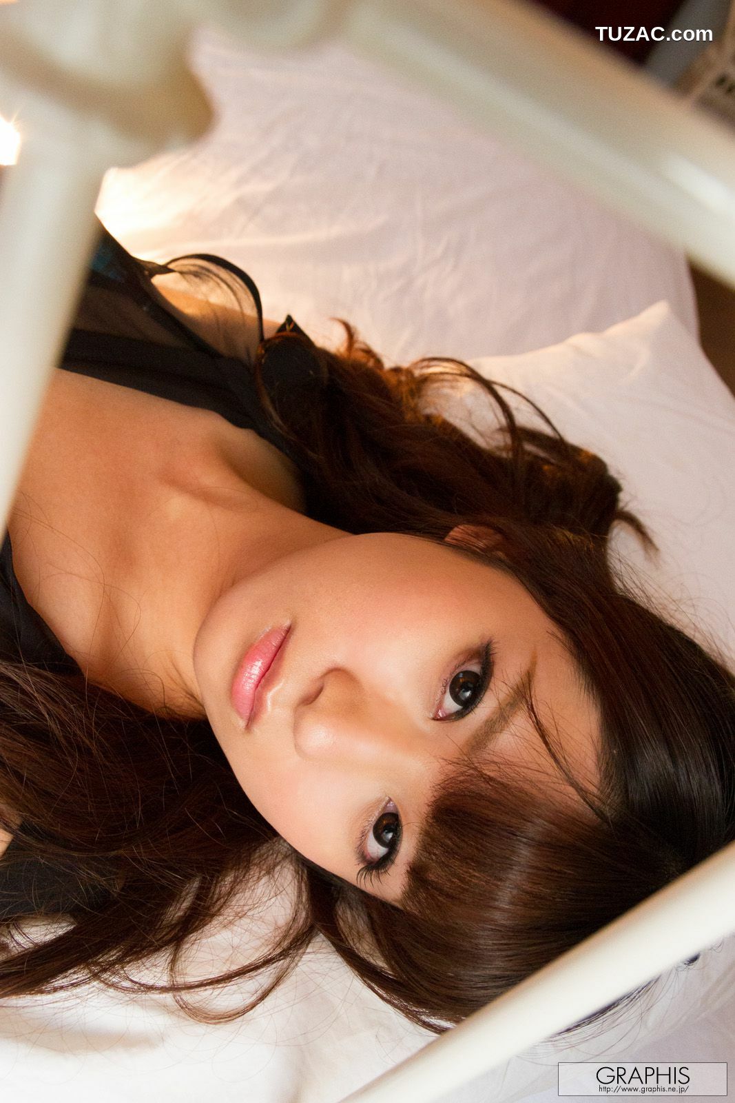 Graphis_绪川里绪《Awesome》 Gals 写真集[42P]