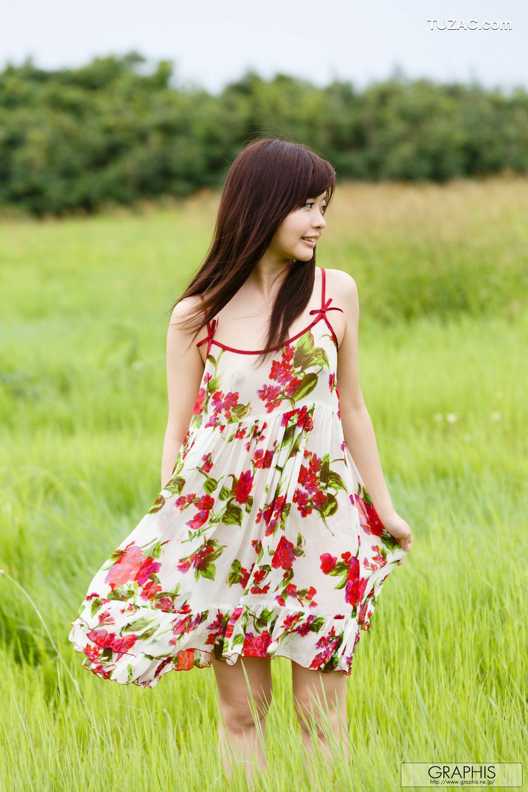 Graphis_葉山めい/叶山芽衣 First Gravure 初脱ぎ娘 写真集[37P]