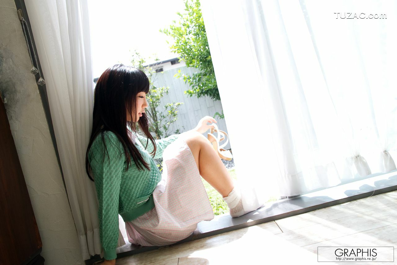 Graphis_藤嶋唯《Pure &amp;amp; Sexy》 Gals 写真集[39P]