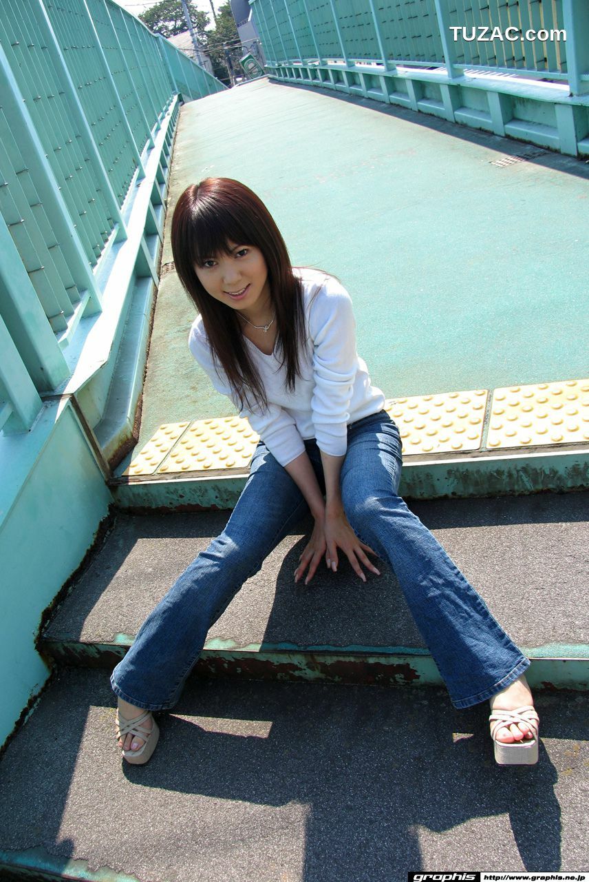 Graphis_藤森くらら/英里奈 First Gravure 初脱ぎ娘 写真集[29P]