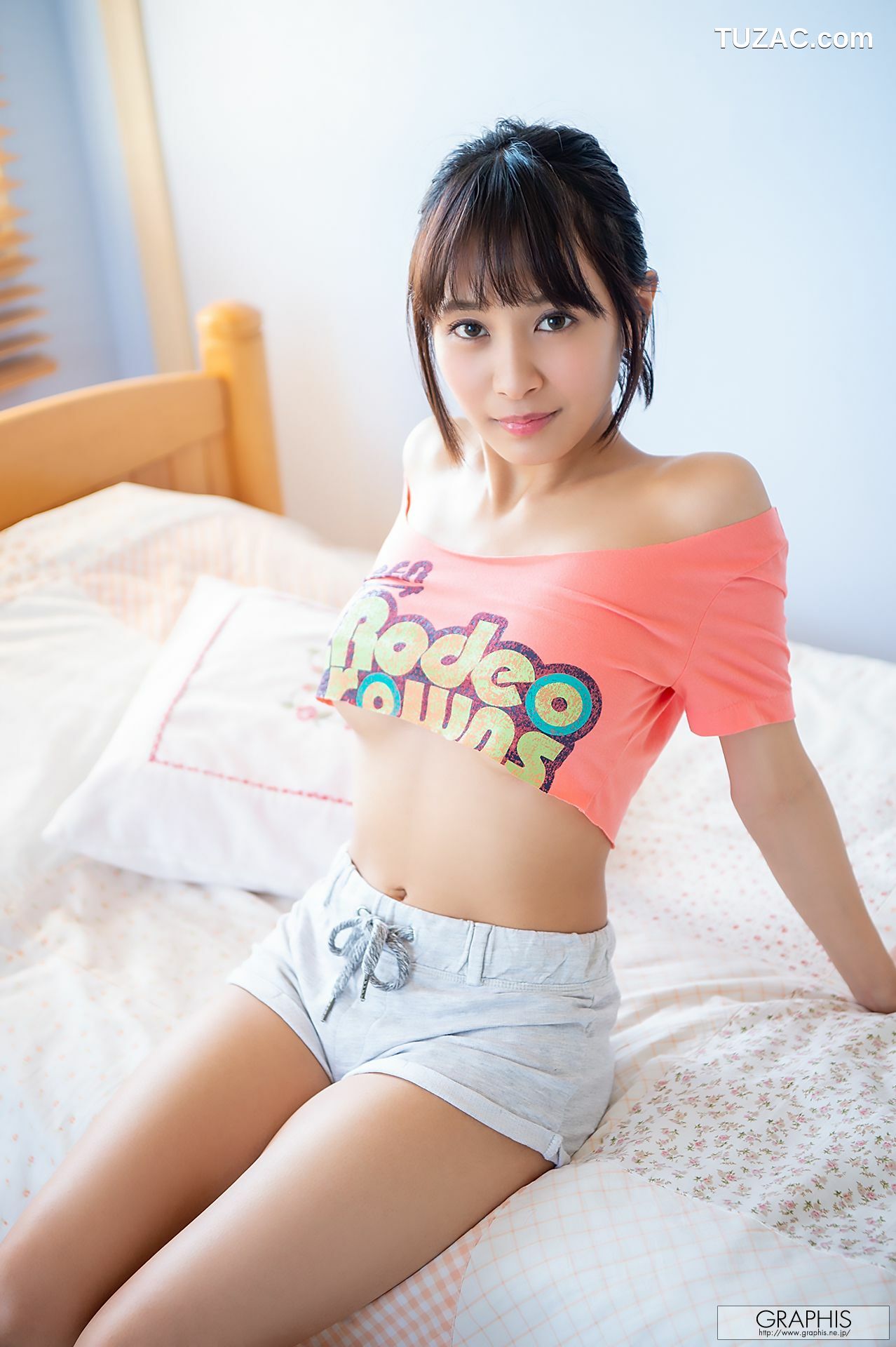 Graphis_逢見リカ(逢见梨花) Rika Aimi First Gravure 初脱ぎ娘 No.164 写真集[63P]
