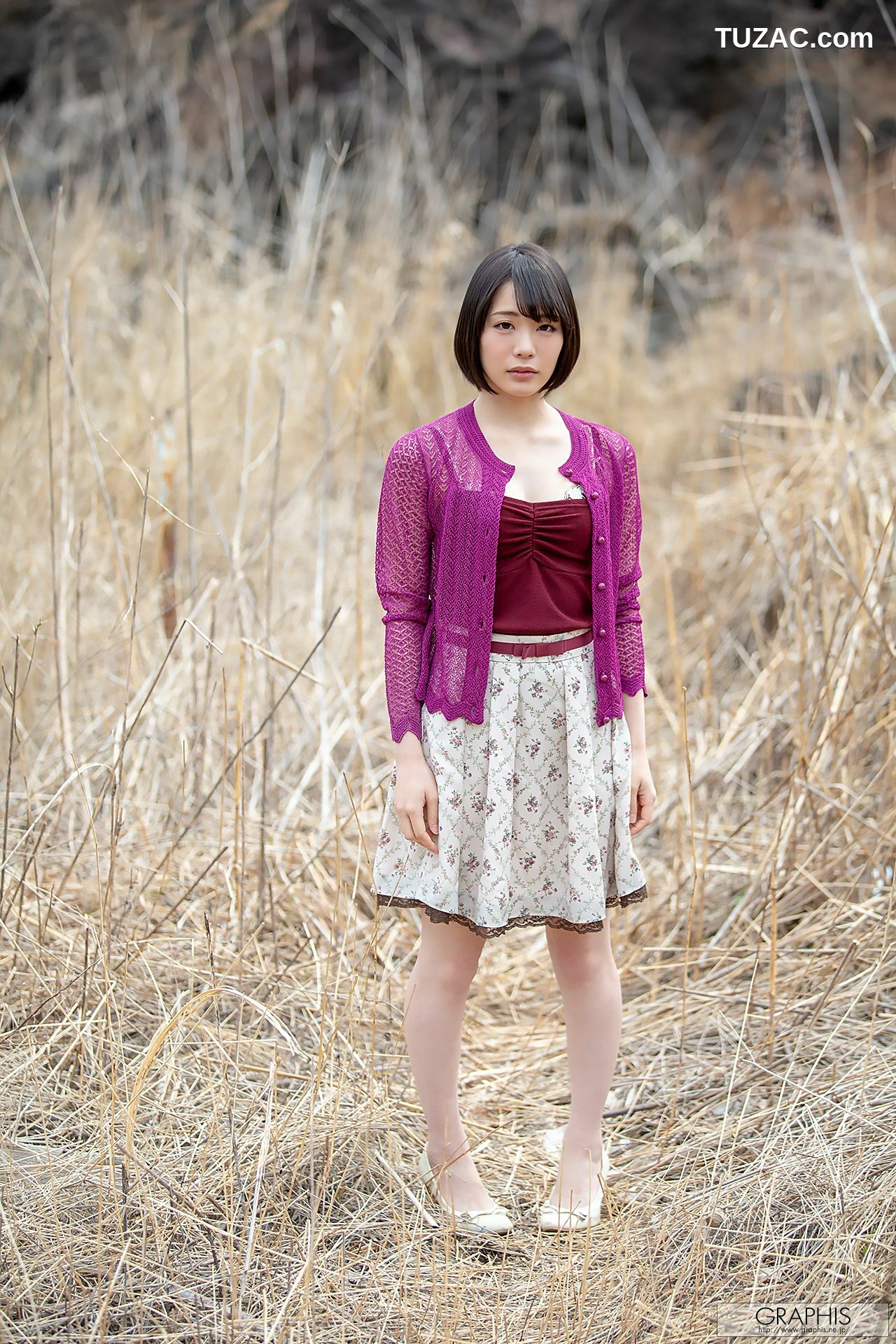 Graphis_鈴村 あいり『 Days of Love 』 Summer Special 写真集[74P]