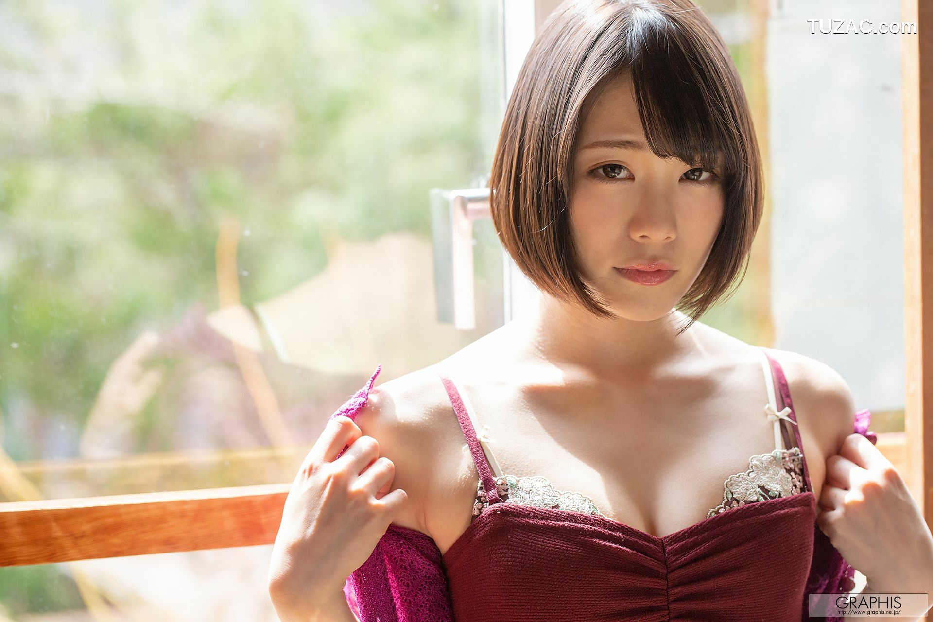 Graphis_鈴村 あいり『 Days of Love 』 Summer Special 写真集[74P]