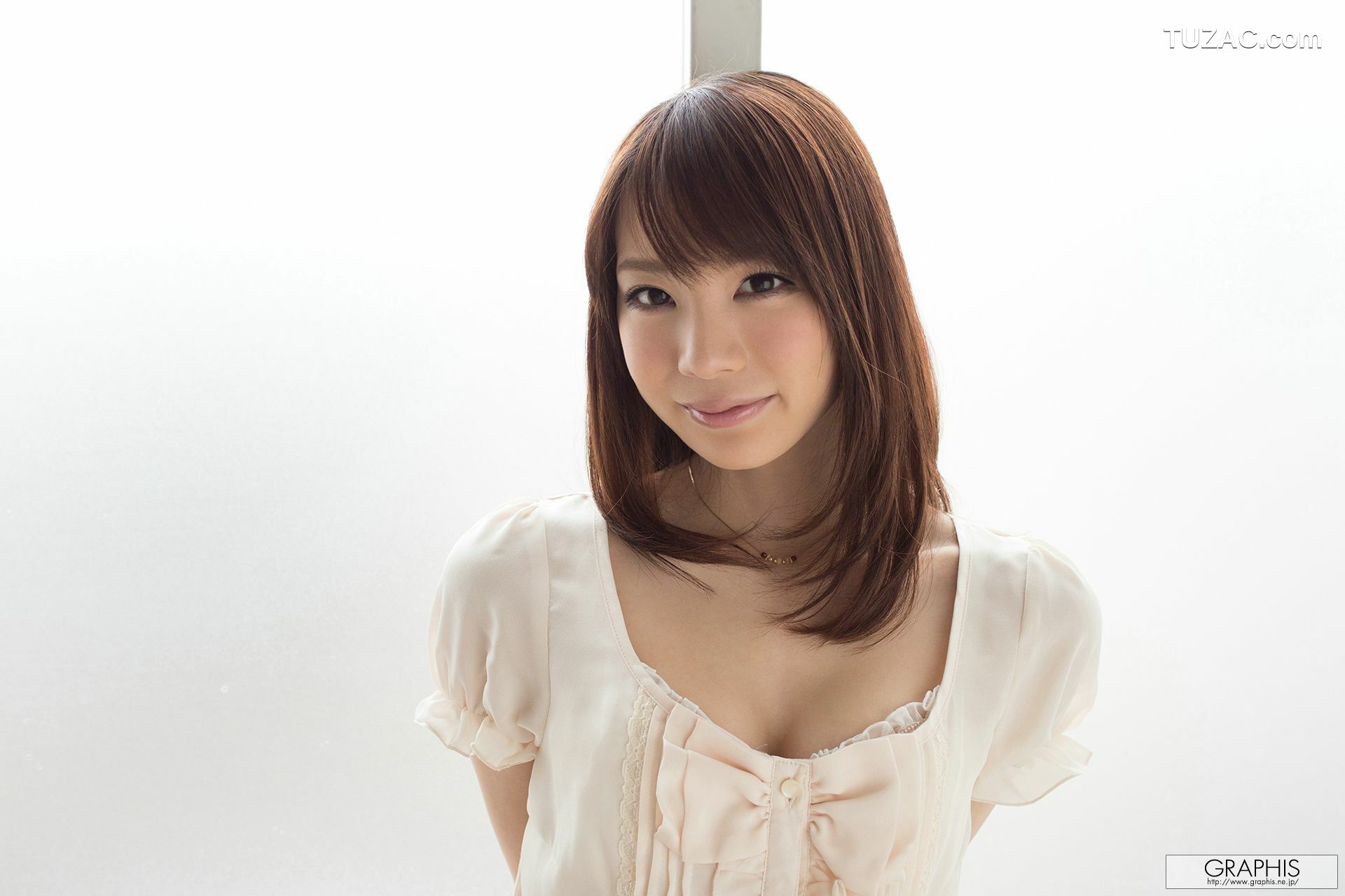 Graphis_鈴村あいり《Quietly》 Gals 写真集[27P]