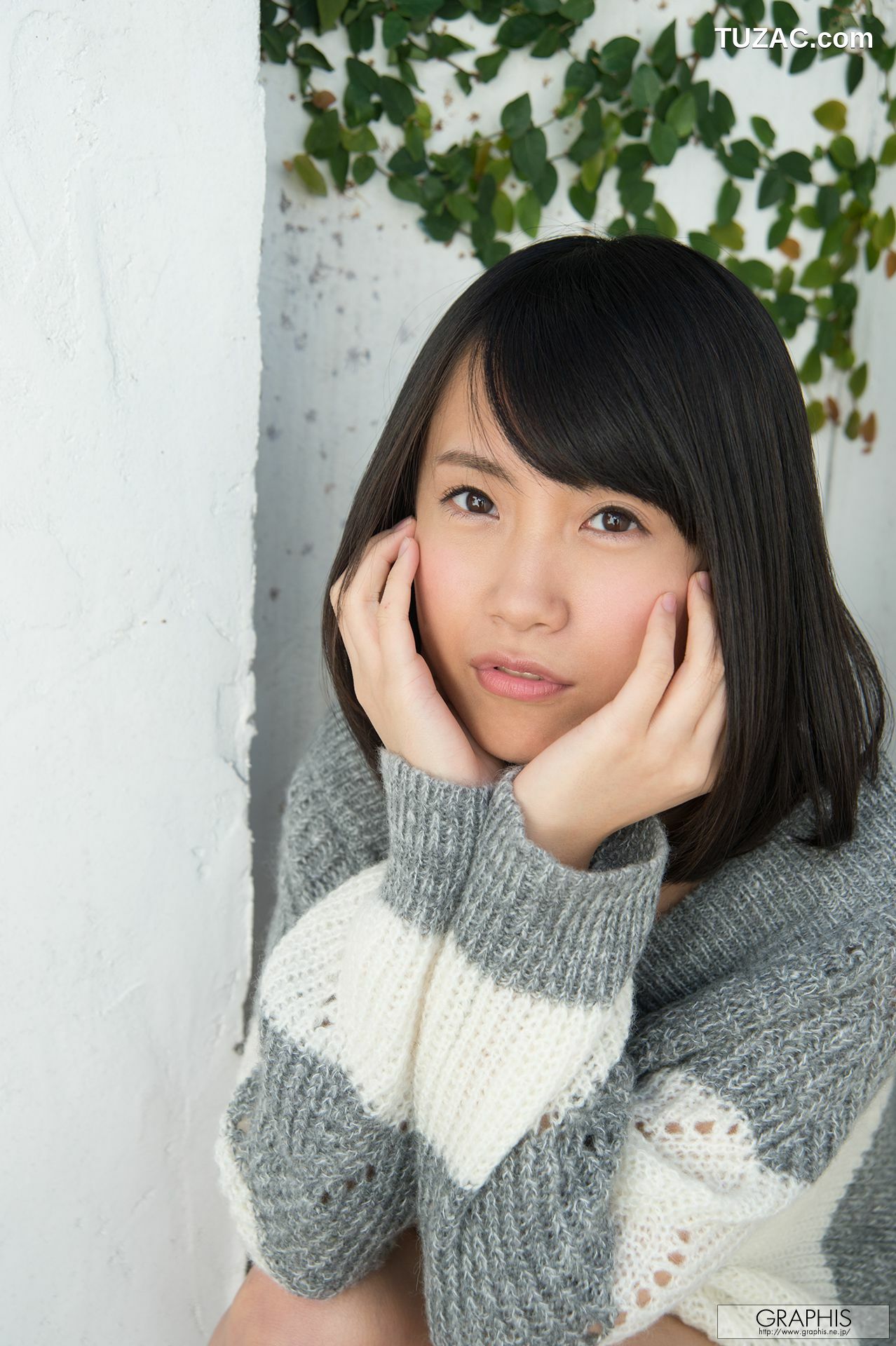 Graphis_長瀬麻美《Soft &amp;amp; Wet》 Gals 写真集[12P]