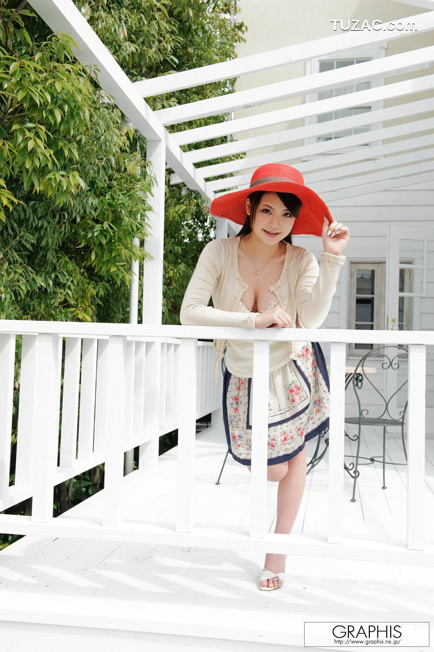 Graphis_鶴田かな《Rocket Idol》 Gals 写真集[33P]