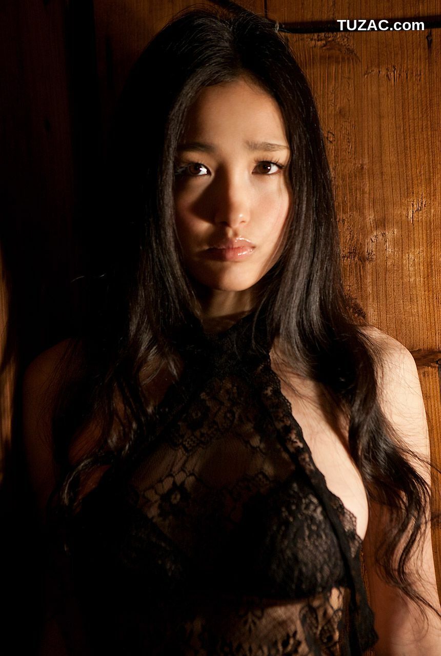 Image.tv_かでなれおん/久紗野水萌《黒と赤》 前編 写真集[33P]