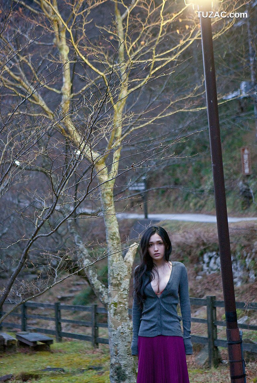 Image.tv_かでなれおん/嘉那蕾音《LOVE is REON》 写真集[32P]