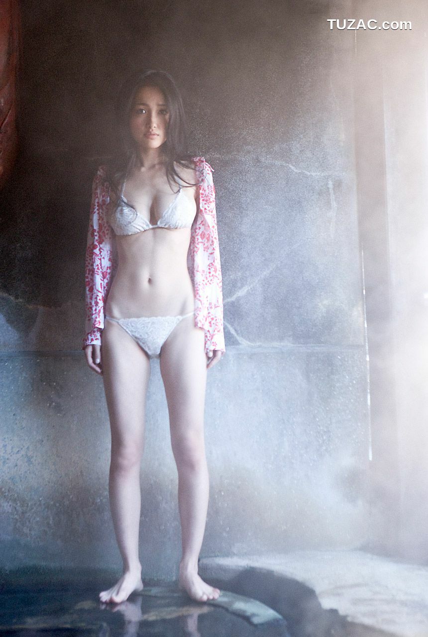 Image.tv_かでなれおん/嘉那蕾音《LOVE is REON》 写真集[32P]