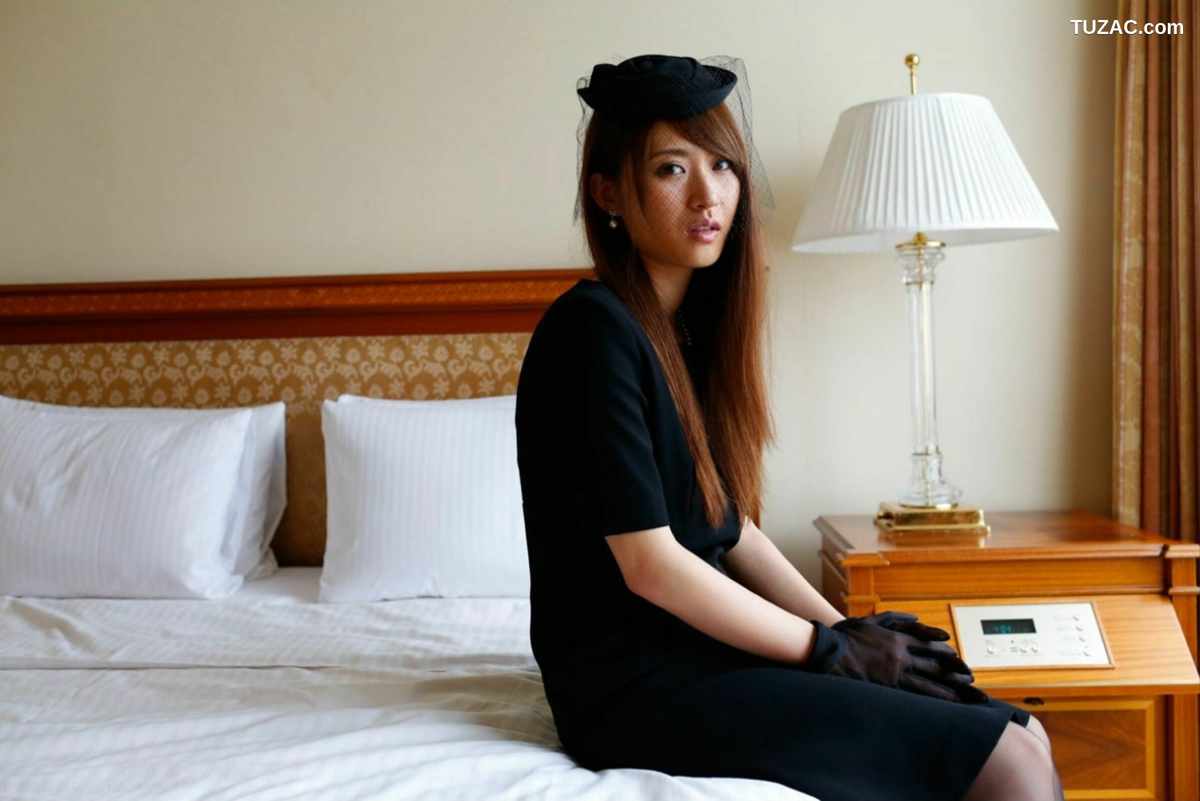 Image.tv_山口沙紀《メロウなアフタヌーン》 写真集[44P]