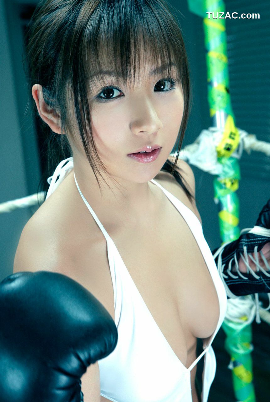 Image.tv_愛川ゆず季+佐野夏芽《Bomber Fight!》 写真集[64P]