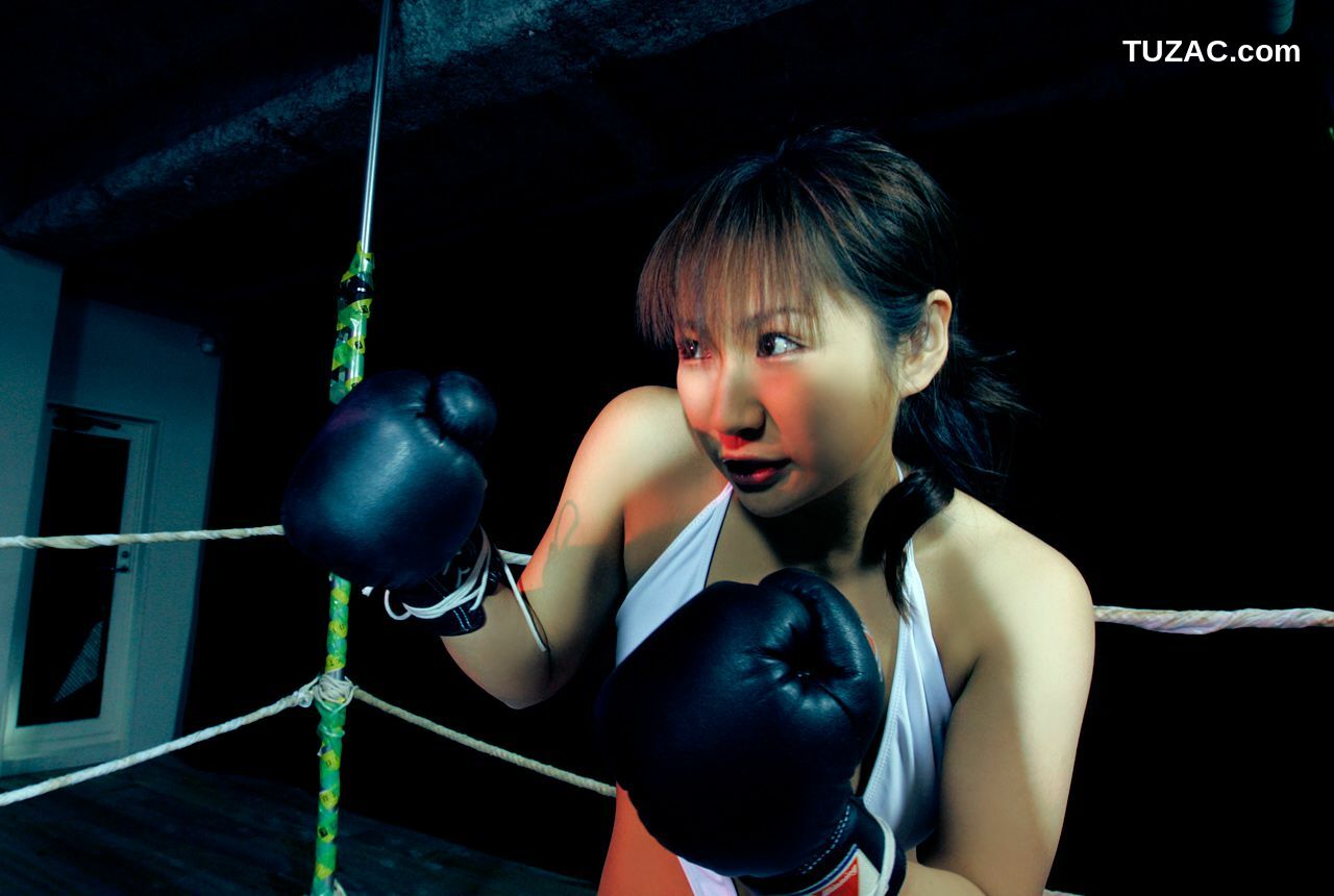 Image.tv_愛川ゆず季+佐野夏芽《Bomber Fight!》 写真集[64P]