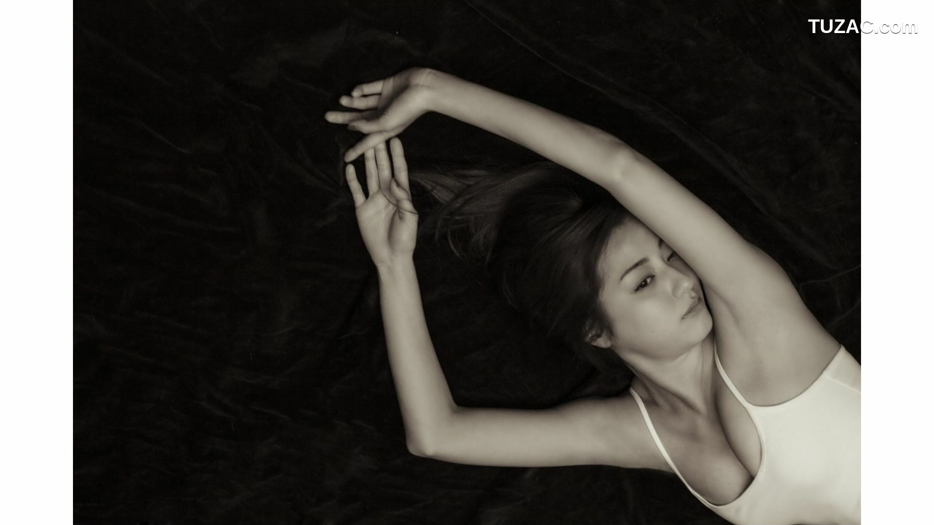 Image.tv_杉本有美《baby don&amp;#039;t cry》 写真集[34P]