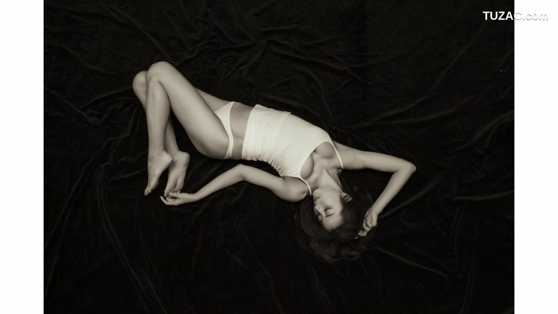 Image.tv_杉本有美《baby don&amp;#039;t cry》 写真集[34P]