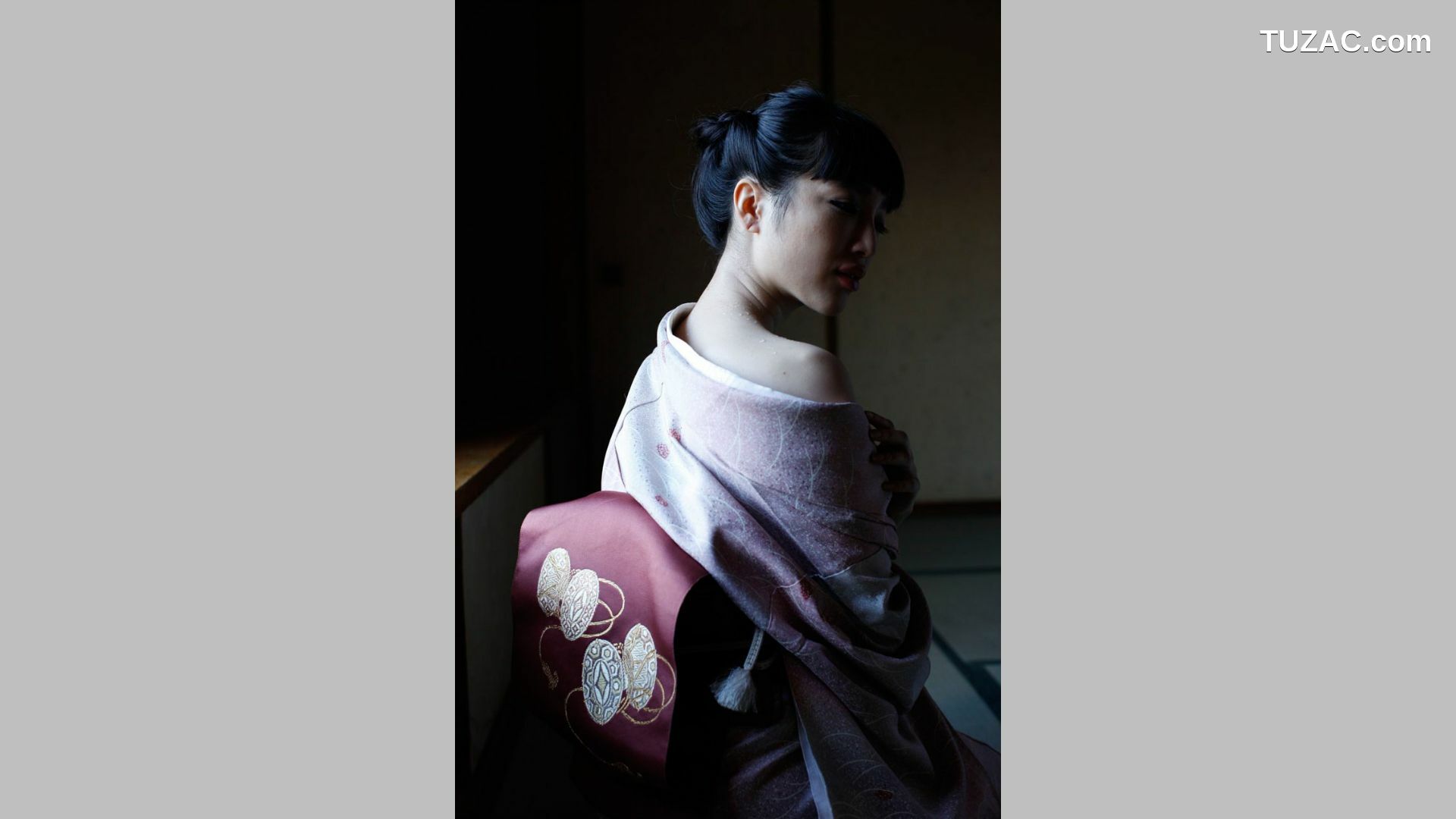 Image.tv_森下悠里《咲き誇る美しい花》 写真集[26P]