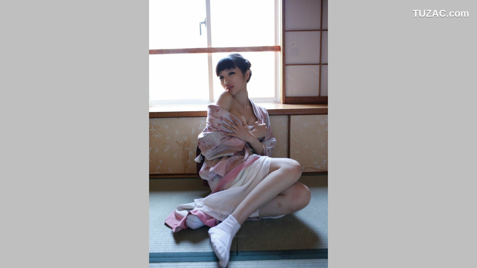 Image.tv_森下悠里《咲き誇る美しい花》 写真集[26P]