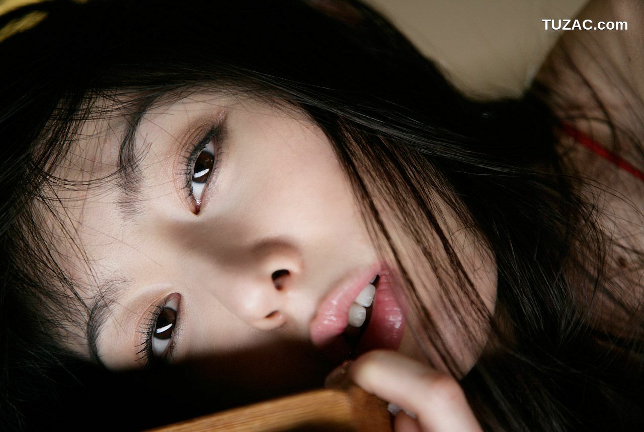 Image.tv_秋山莉奈《I&amp;#039;m CAUGHT UP》 写真集[41P]