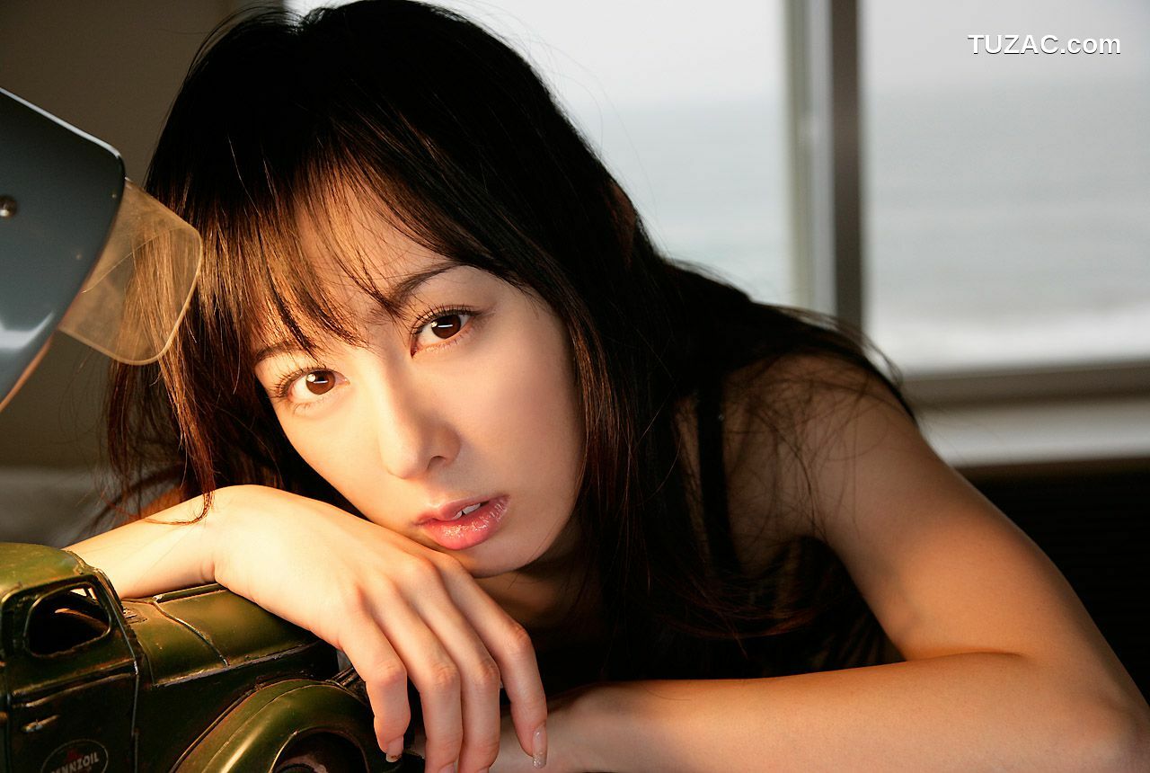 Image.tv_秋山莉奈《I&amp;#039;m CAUGHT UP》 写真集[41P]