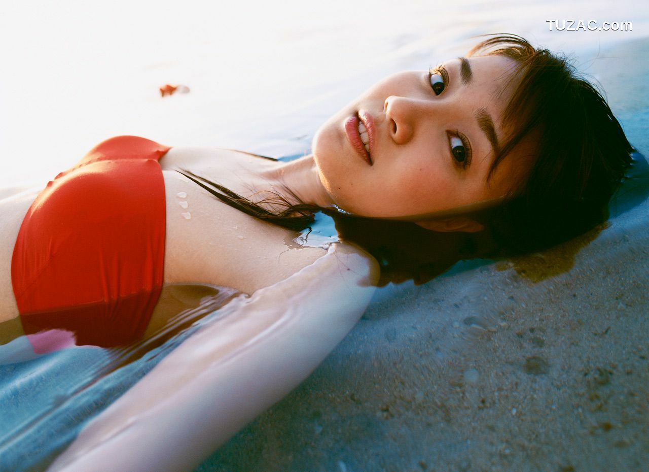 Image.tv_高部あい /高部爱 《The Sky the Breeze &amp;amp; You》 写真集[43P]