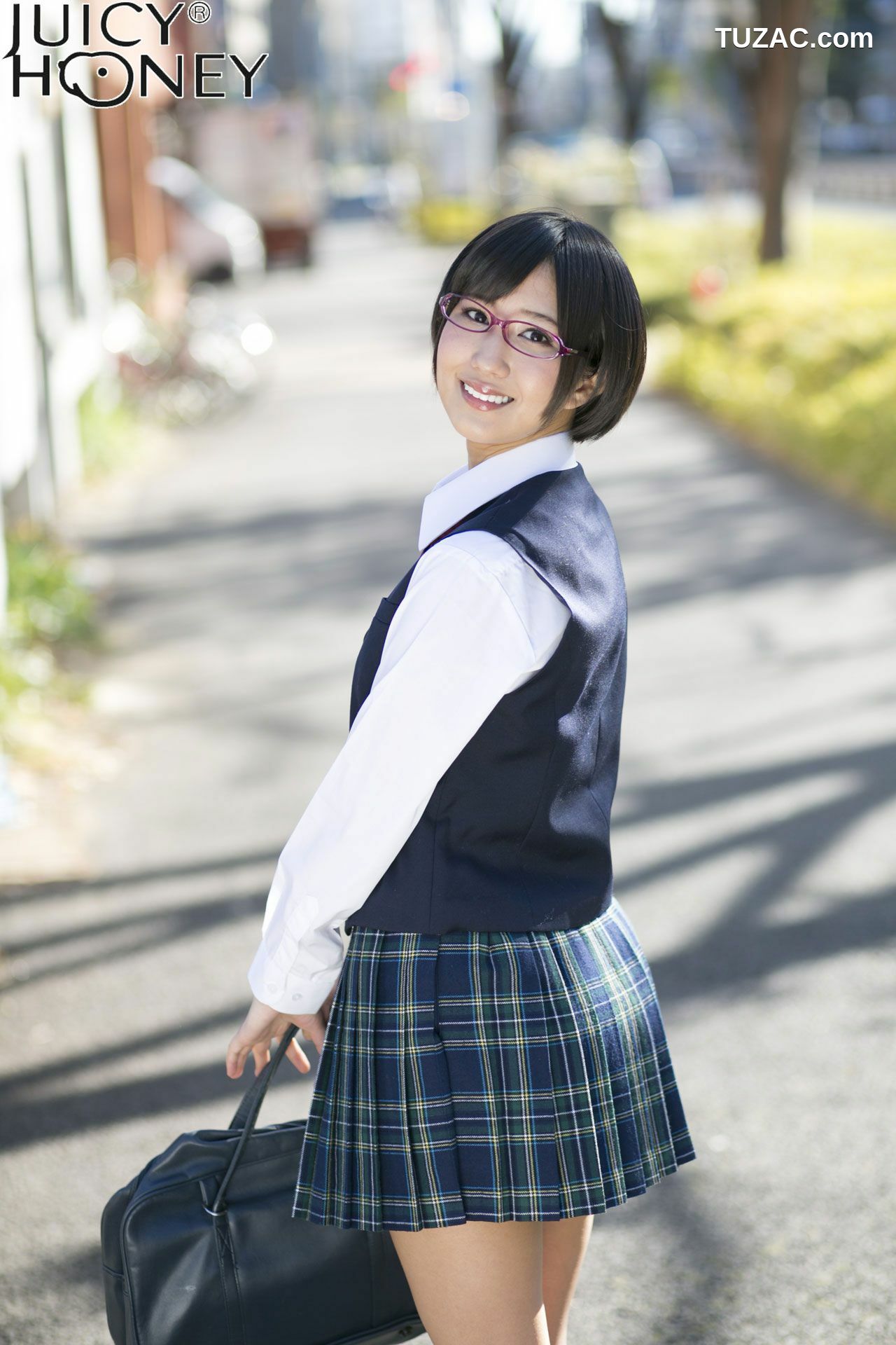 Juicy Honey_ ジューシーハニー30 湊莉久 Riku Minato 写真集[50P]