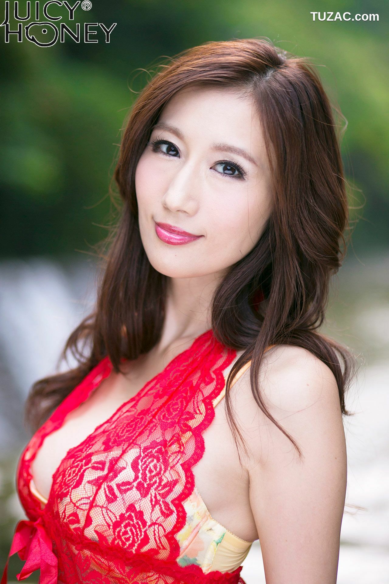 Juicy Honey_ トレカ連動写真集 京香Julia 写真集[48P]