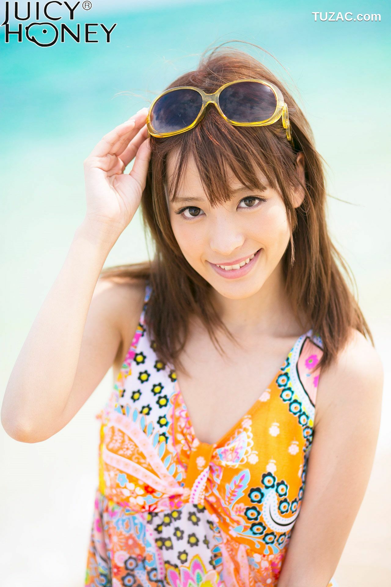 Juicy Honey_ トレカ連動写真集 桃乃木かな/桃乃木香奈 Kana Momonagi 写真集[57P]