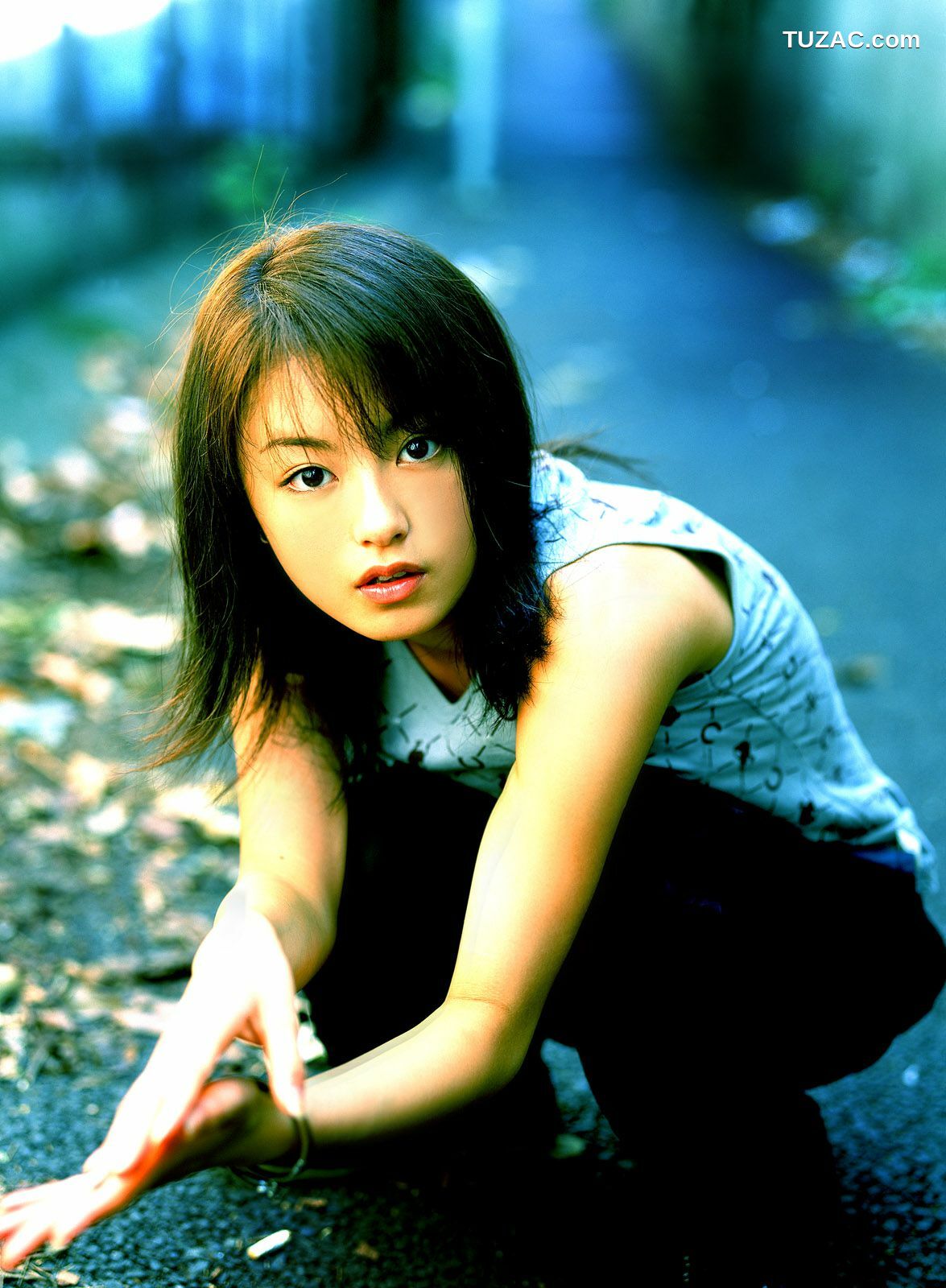 NS Eyes_ SF-No.081 Yui Shinada 品田ゆい 写真集[46P]