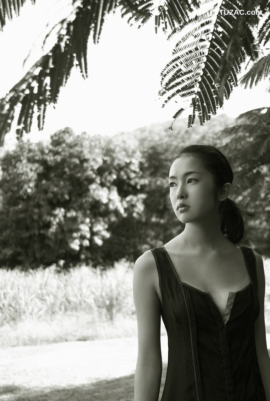 NS Eyes_ SF-No.182 Minori Kousaki 紅咲美乃里/波多野里美 写真集[74P]