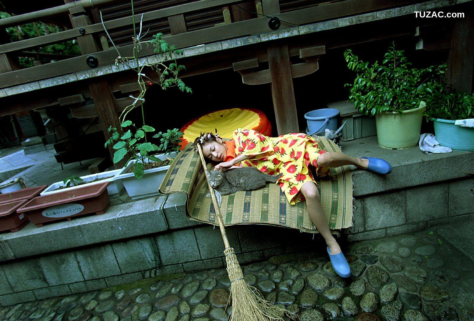 NS Eyes_ SF-No.198 Rina Uchiyama 内山理名 写真集[79P]