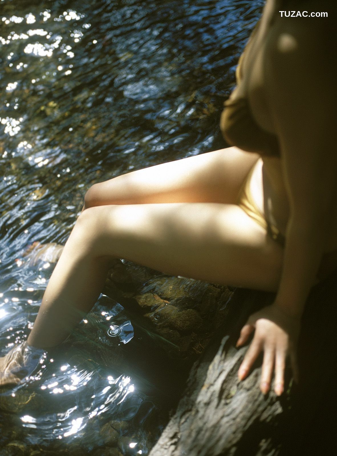 NS Eyes_ SF-No.220 Eri Kyokuyama 曲山えり 写真集[58P]