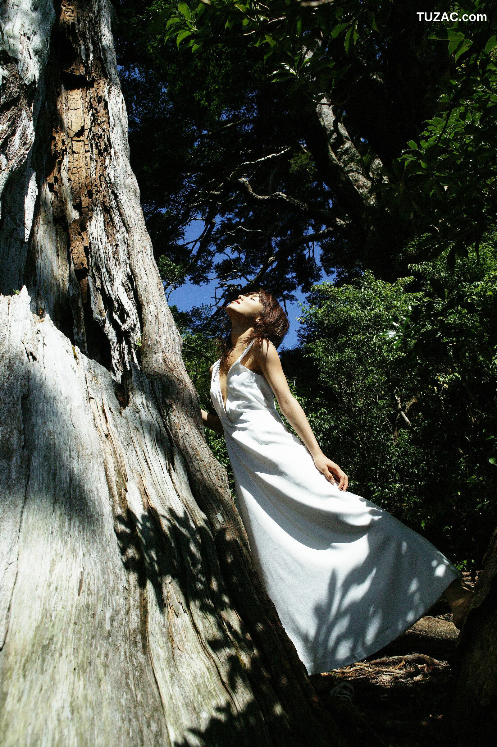 NS Eyes_ SF-No.412 内山理名 Rina Uchiyama 写真集[40P]