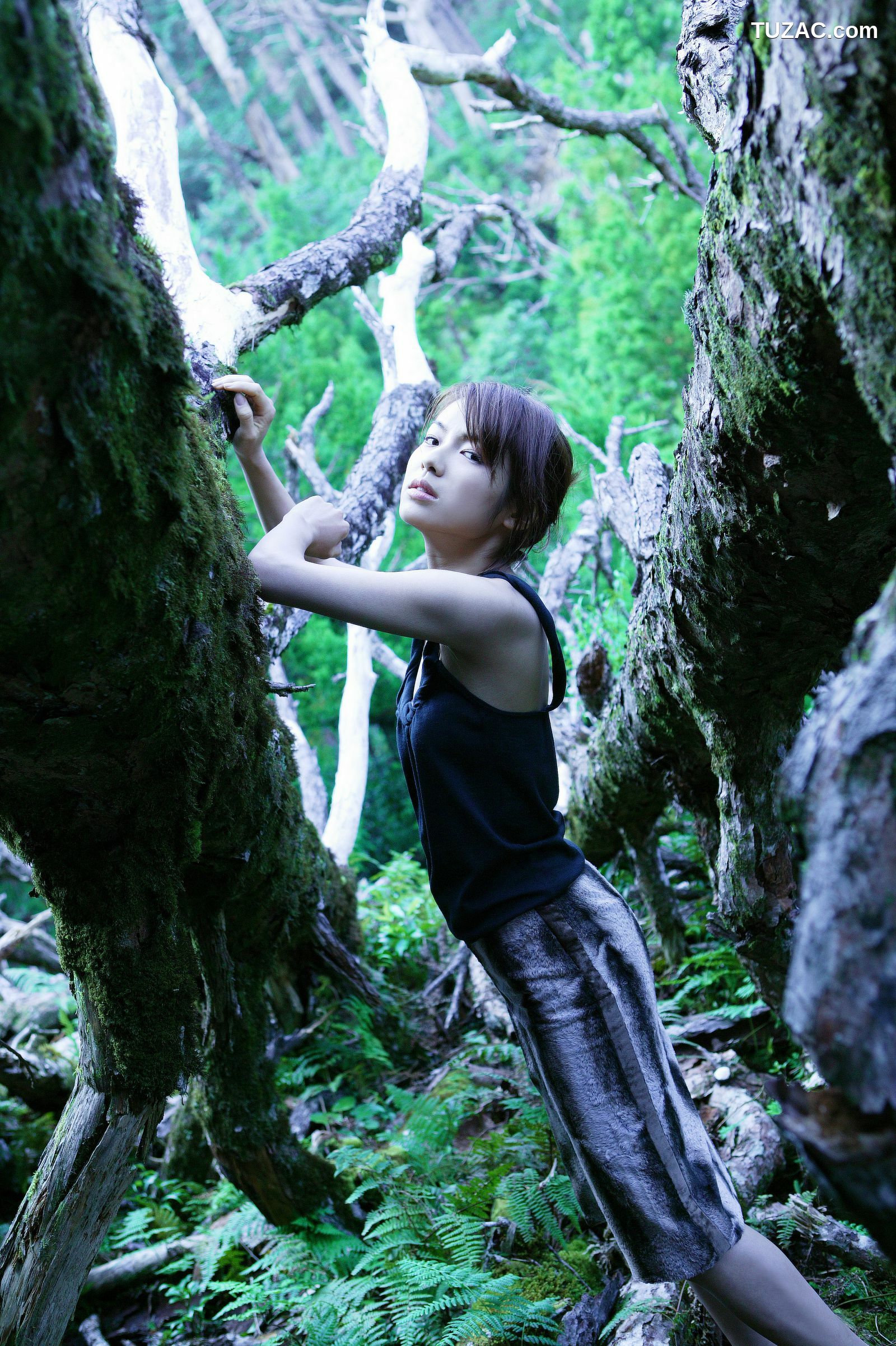 NS Eyes_ SF-No.412 内山理名 Rina Uchiyama 写真集[40P]