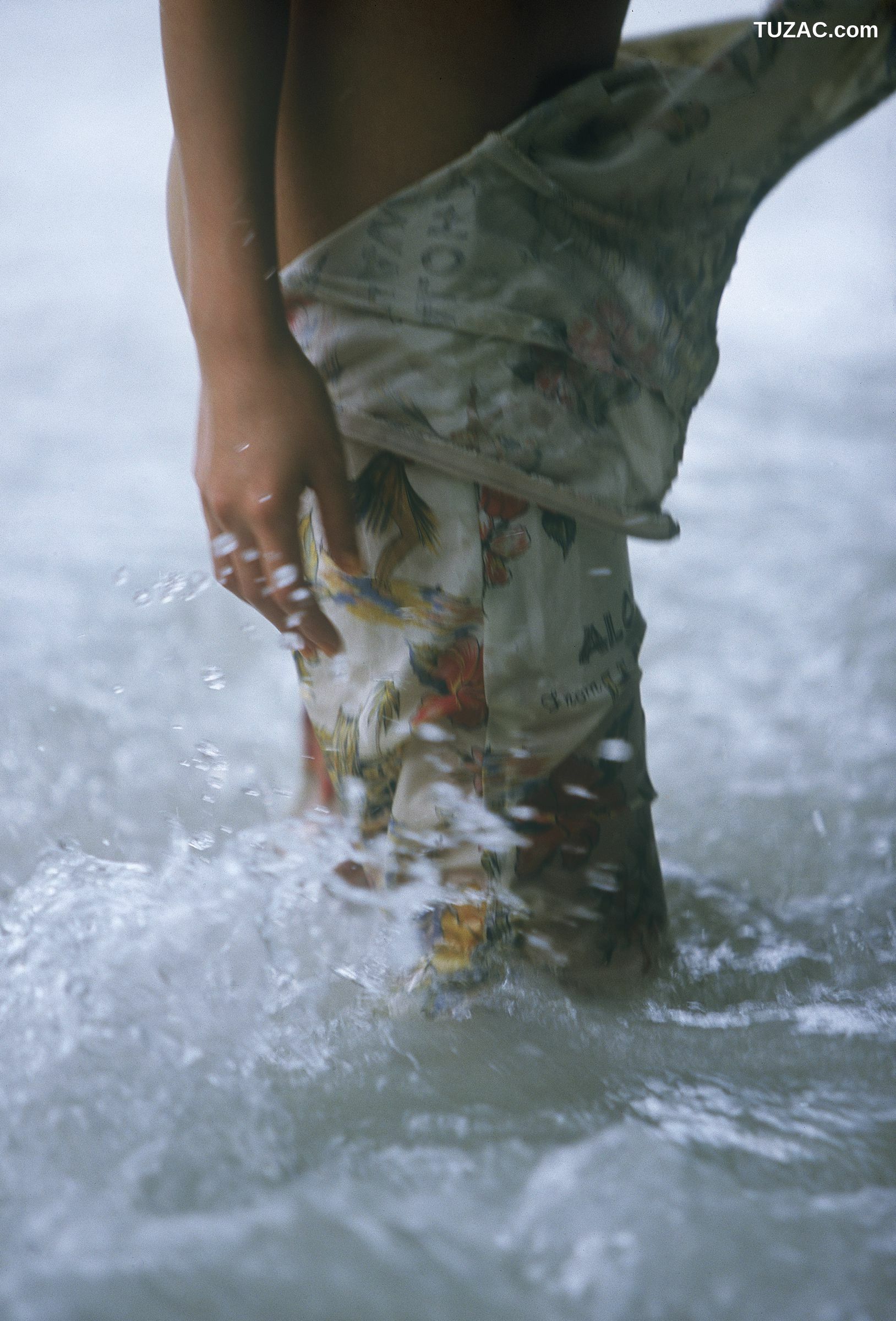 NS Eyes_ SF-No.587 Honoka 穗花 写真集[26P]