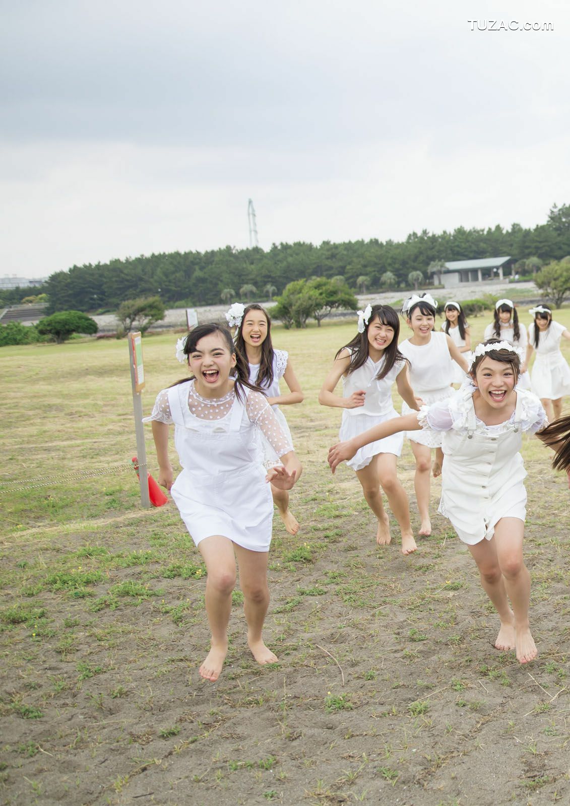 PB写真集_ ふわふわ 《ふわふわです》 写真集[102P]