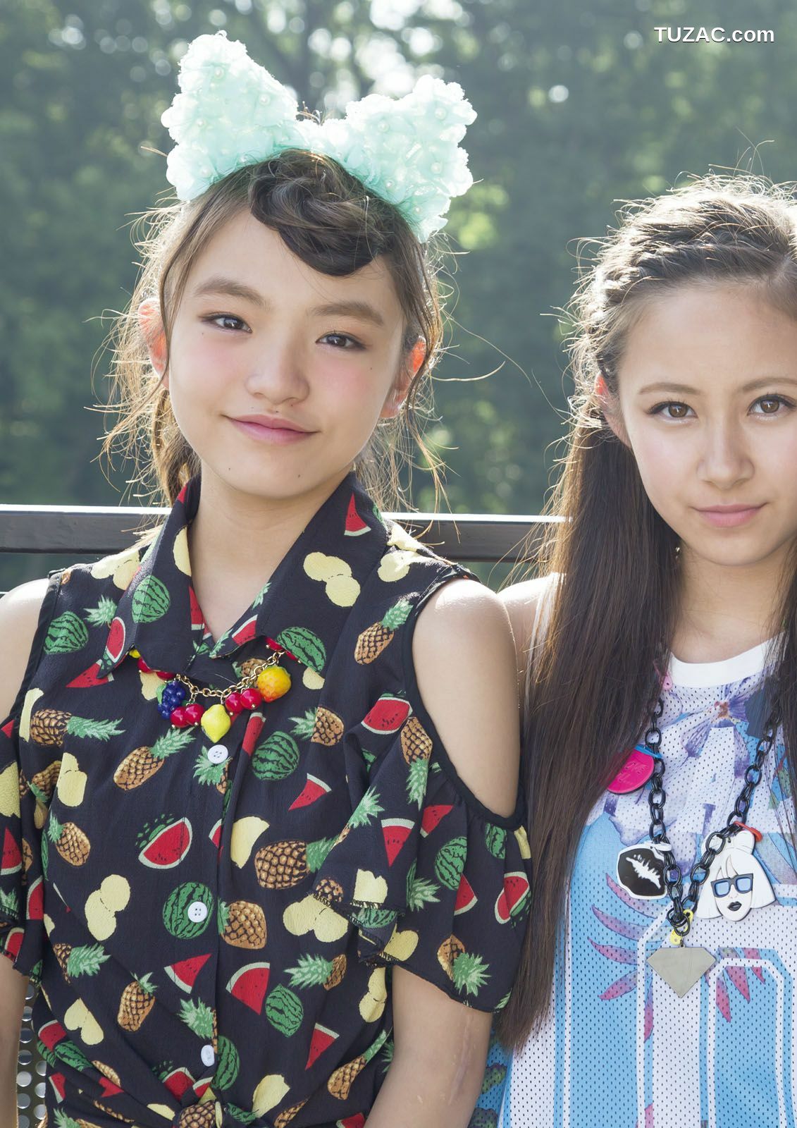 PB写真集_ ふわふわ 《ふわふわです》 写真集[102P]