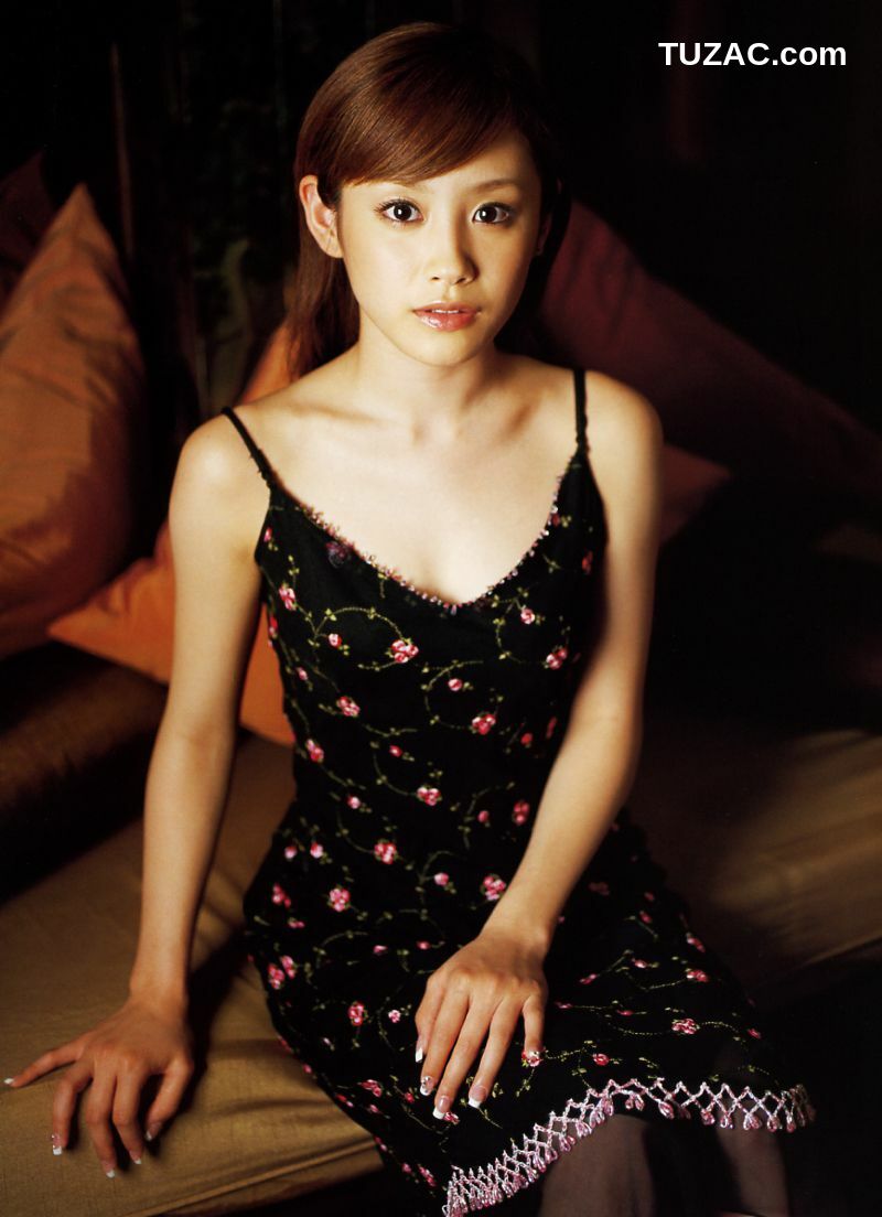 PB写真集_Ai Takahashi 高橋愛《Love Hello》 [86P]