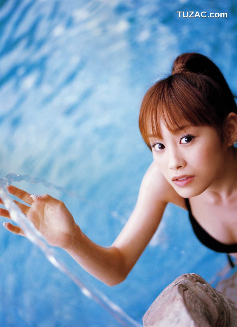 PB写真集_Ai Takahashi 高橋愛《Love Hello》 [86P]