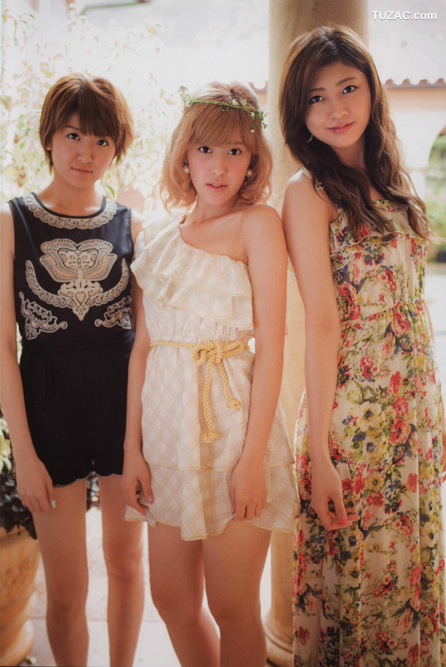 PB写真集_Alo Hello! Berryz 工房 Photobook 2013 [123P]